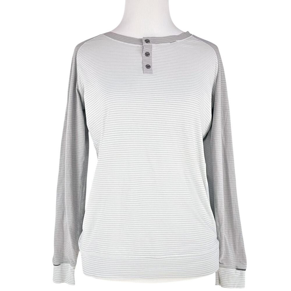 LULULEMON Runamuck Long Sleeve Henley Shirt in Heathered Light Grey Size 2-4